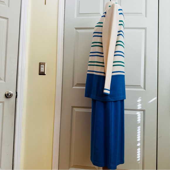 St John Collection Santana Knit Suit Top Sz 12 Shell Large & Skirt Sz 14 - Picture 5 of 15